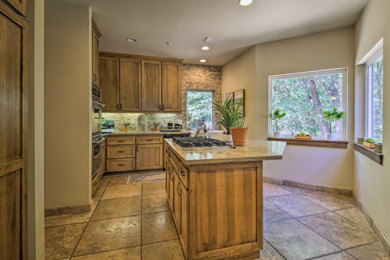 Incredible Lake Arrowhead Home With Views And Decks! Eksteriør bilde